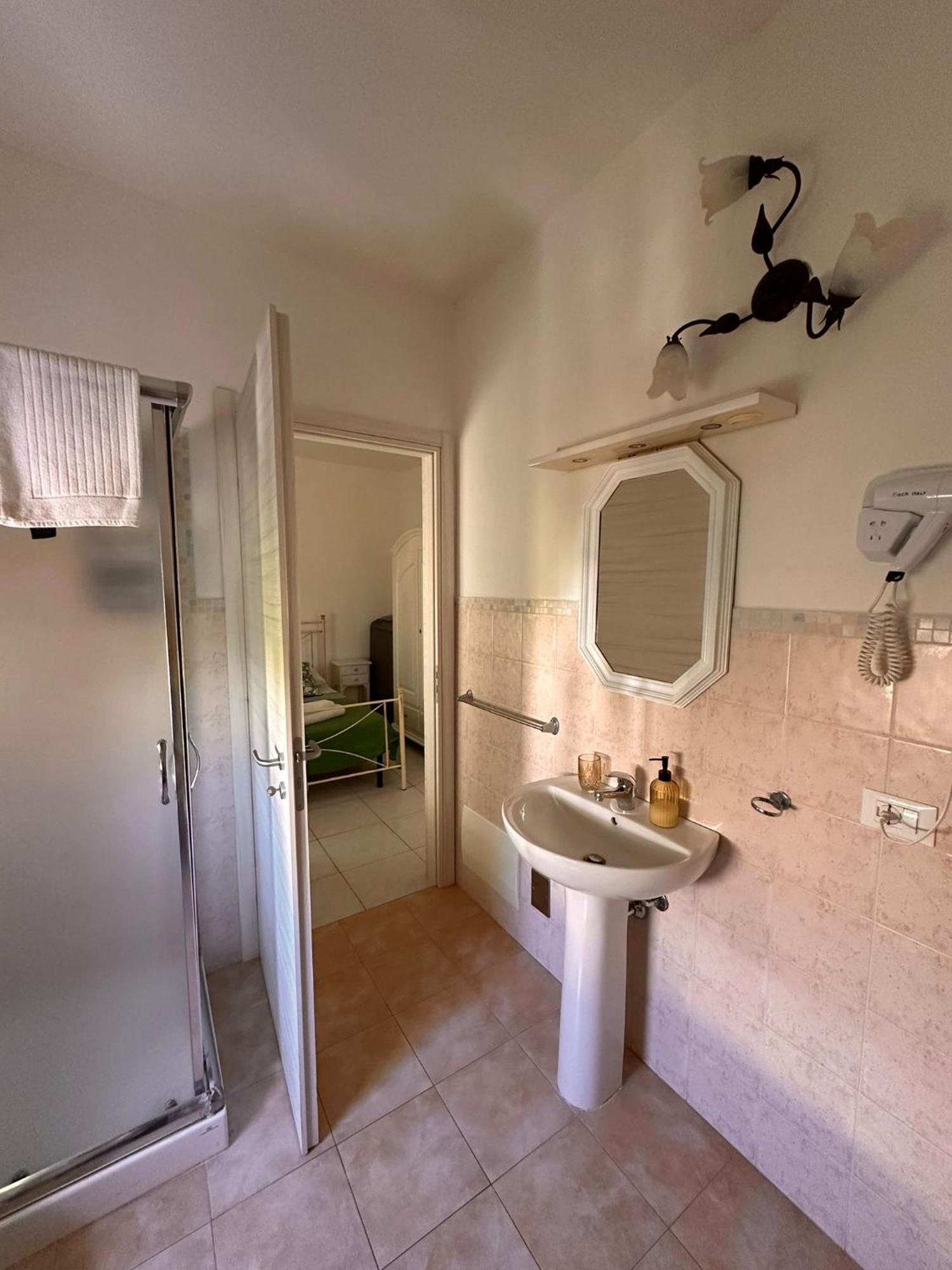 A Due Passi Dal Centro Apartman Favignana Kültér fotó