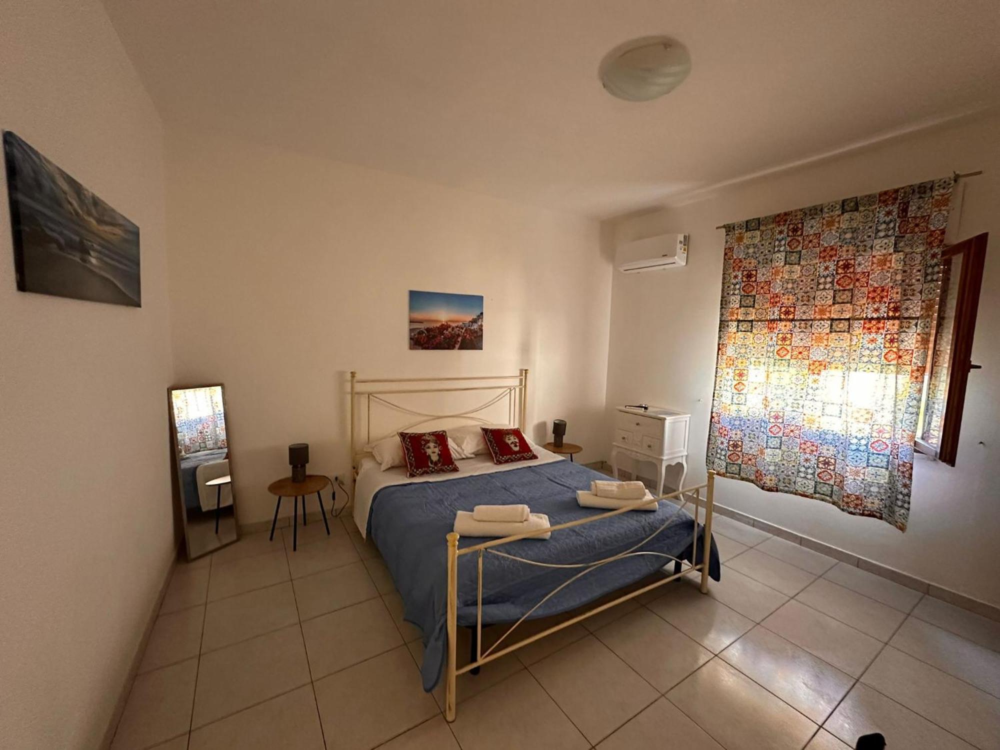 A Due Passi Dal Centro Apartman Favignana Kültér fotó